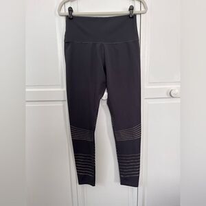 Z by Zobha Gray Silver Metallic Stripe High Rise Full Legging Womens Size Large